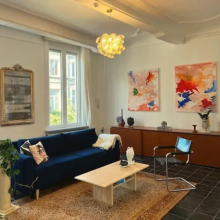 Ruim Luxe In Het Historische Centrum! Appartement *